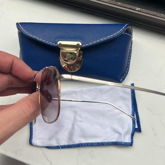 Gold frame sunglasses by THenri - Picture 3 of 7